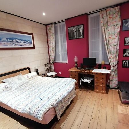 Chambre D'Hote 50, Rue Gambetta A Libourne Exterior photo